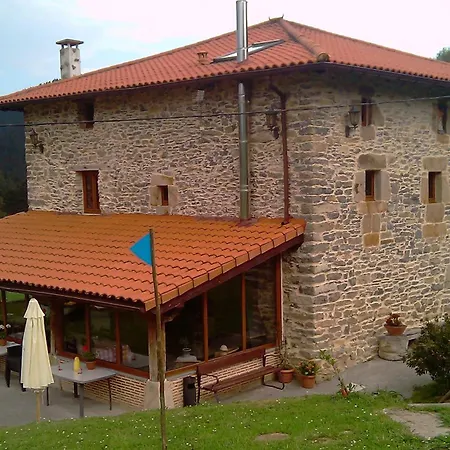 Country house Pikatzaenea *