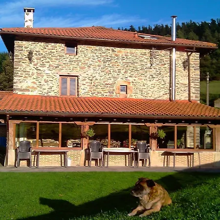 Country house Pikatzaenea