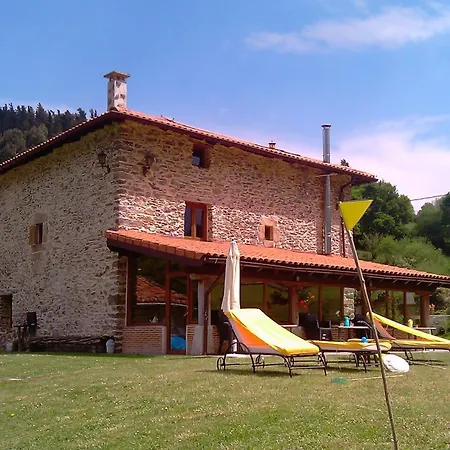 Pikatzaenea Country house