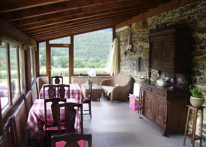 Pikatzaenea * Sopuerta